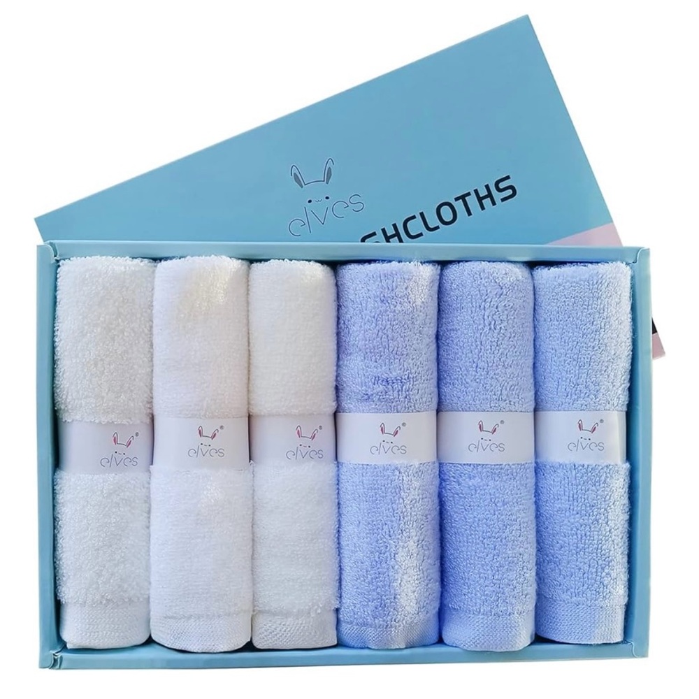 Blue and White Wash Cloth Set